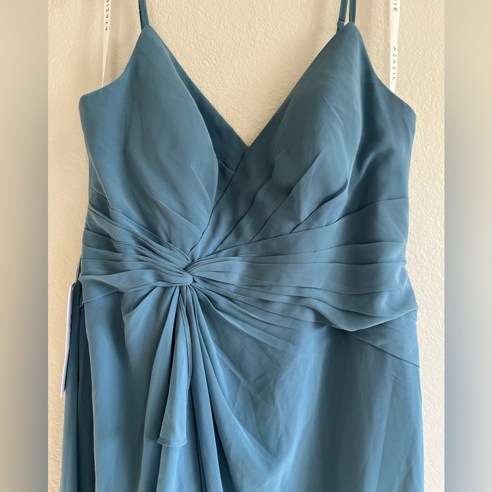 Azazie Emerald Bermuda A-Line Ruffled Chiffon Dress NWT
